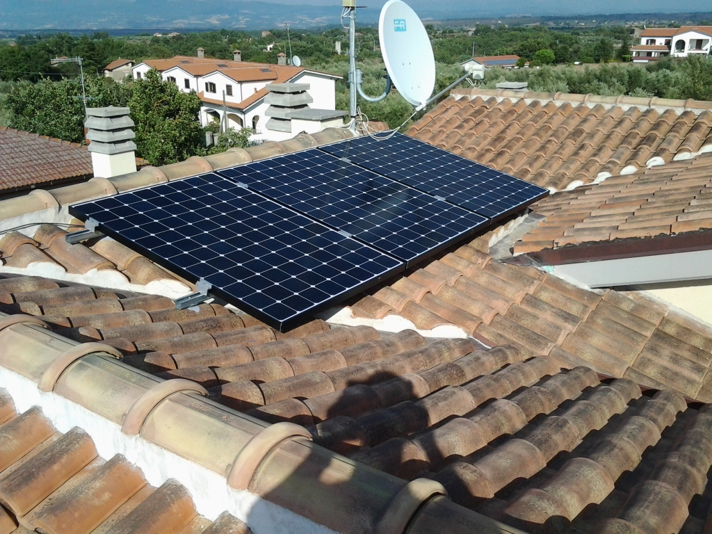 Impianto Fotovoltaico in Scambio Sul posto Lightland SunPower X21 Vitorchiano Viterbo Lazio 2