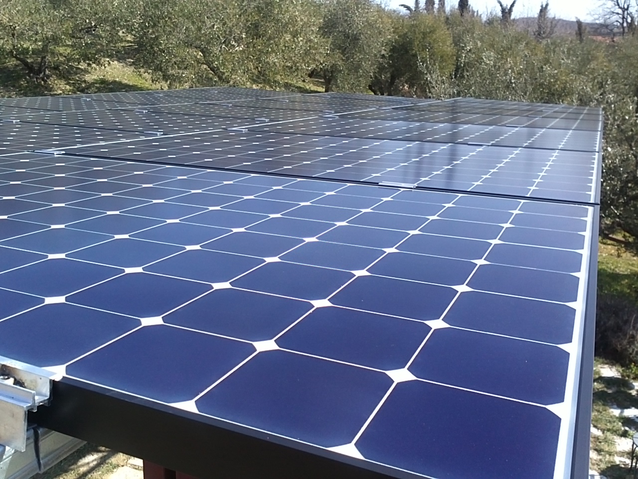Impianto Fotovoltaico in Scambio Sul posto SunPower Lightland a Grutti Todi Perugia Umbria 2